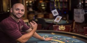 Cược Tổng Điểm (Over/Under)